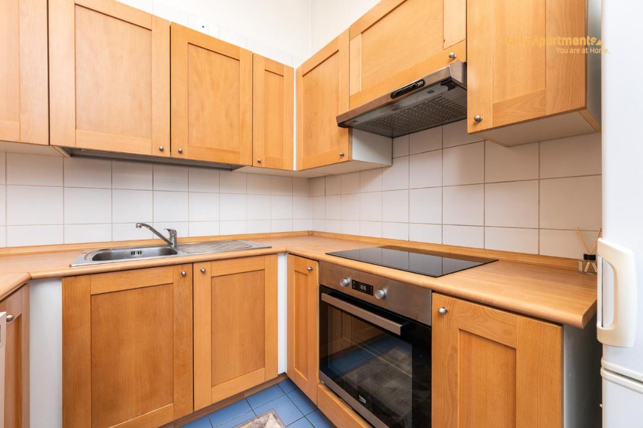 Daily Apartments - Apartment With Bath Tallin Exterior foto